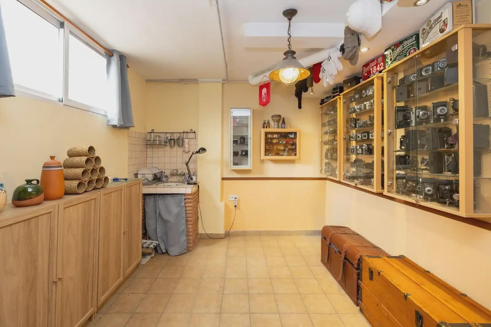 4 soveværelse Byhus til salg i Granada by med garage - € 495.000 (Ref: 9932568)