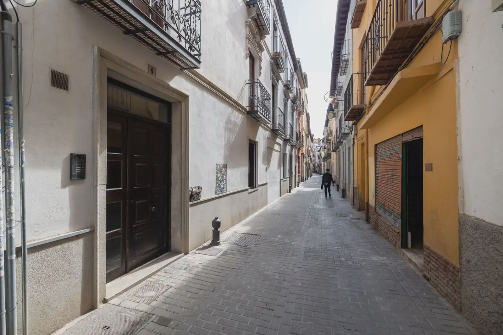 Garage til salg i Granada by - € 31.500 (Ref: 9932681)