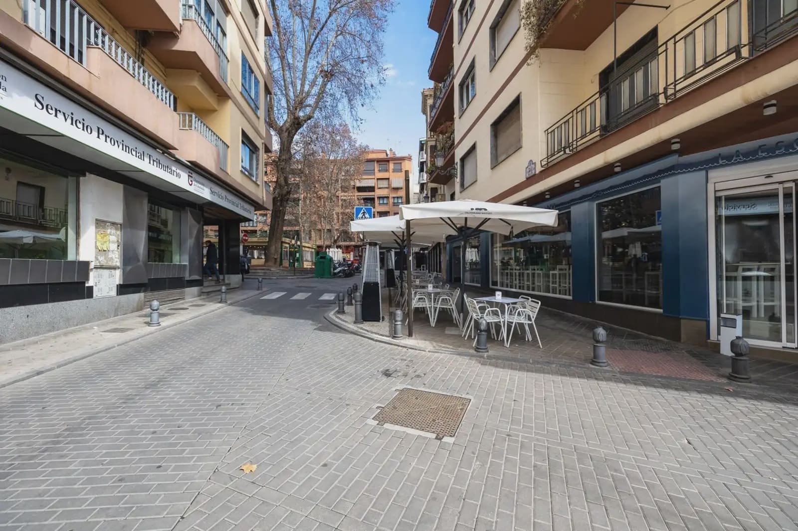 Garage til salg i Granada by - € 31.500 (Ref: 9932681)