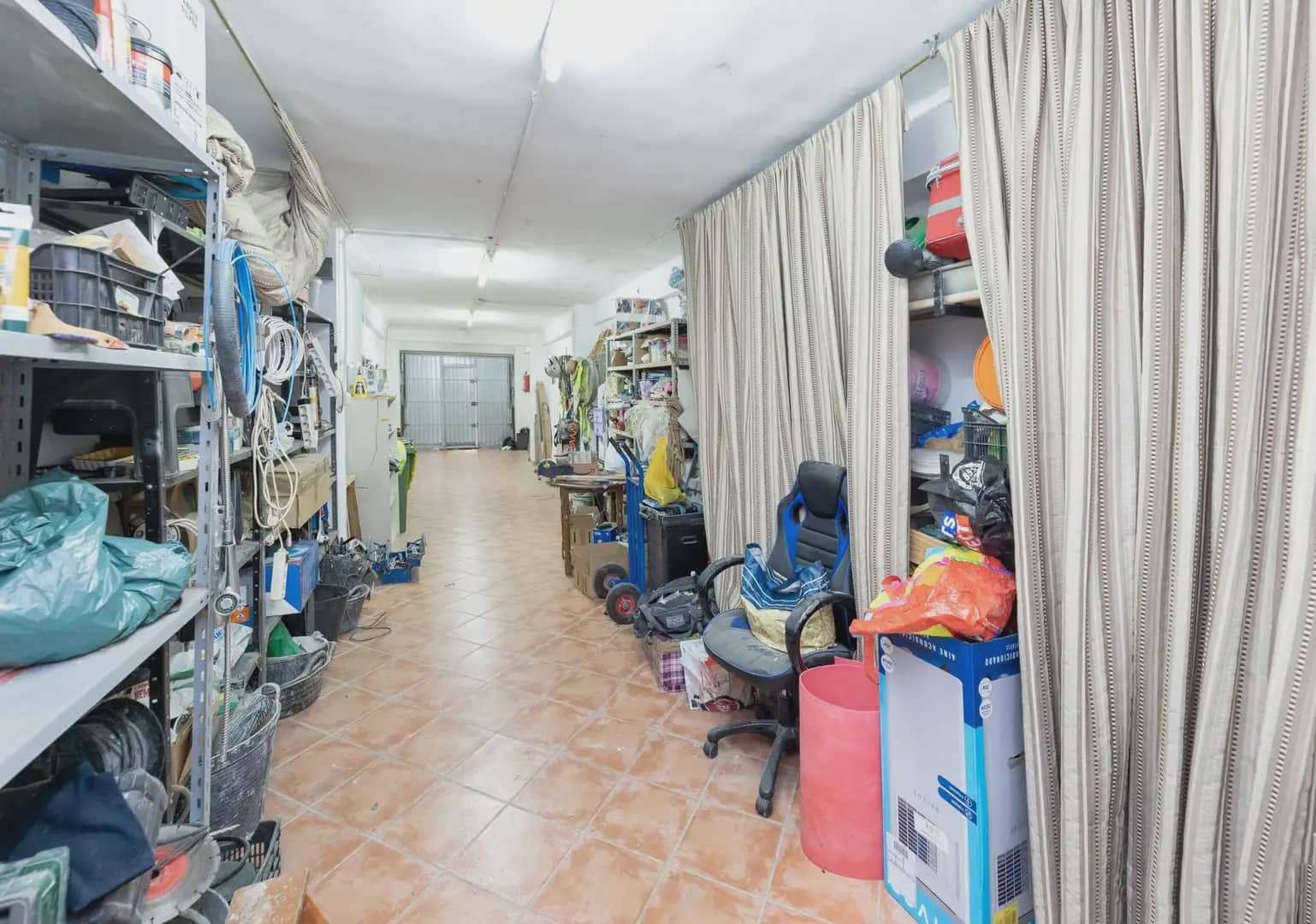 Erhverv til salg i Granada by - € 68.000 (Ref: 9934924)