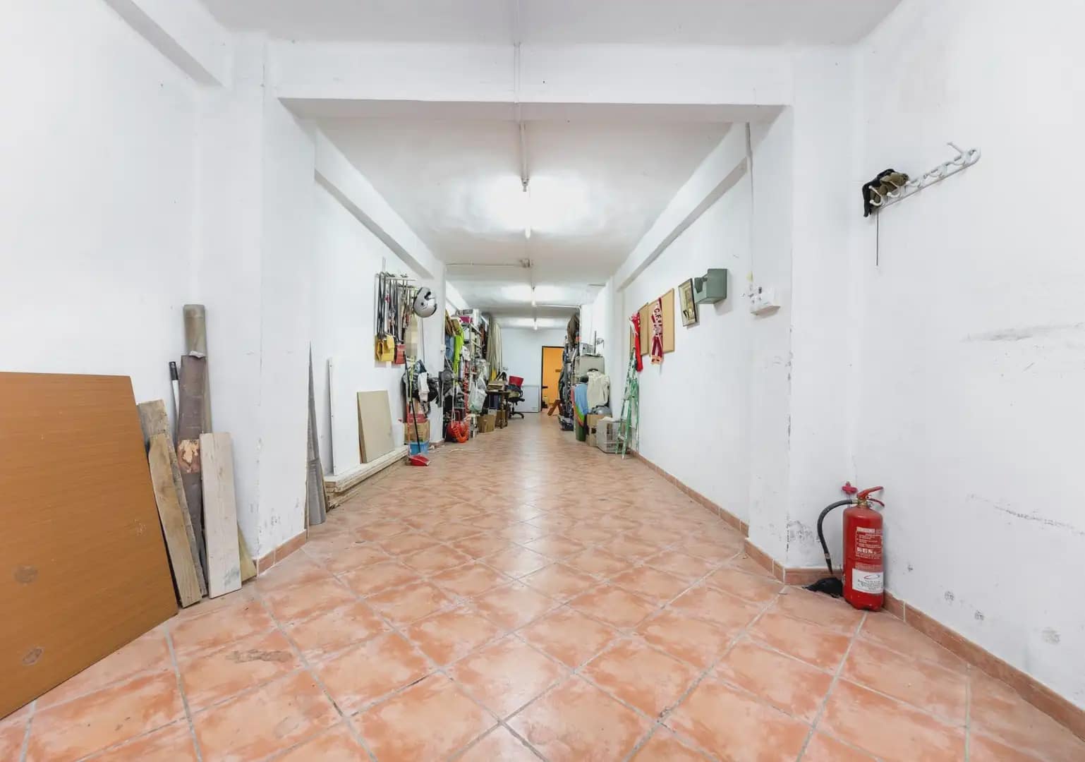 Erhverv til salg i Granada by - € 68.000 (Ref: 9934924)