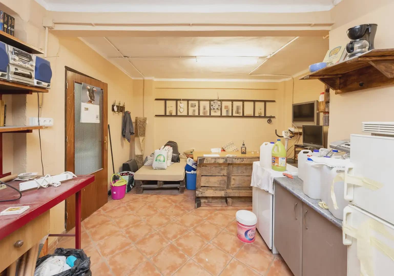 Erhverv til salg i Granada by - € 68.000 (Ref: 9934924)