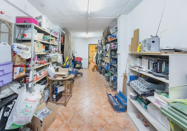Erhverv til salg i Angustias - Chana - Encina, Granada by - € 68.000 (Ref: 9934924)