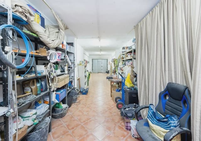 Erhverv til salg i Angustias - Chana - Encina, Granada by - € 68.000 (Ref: 9934924)