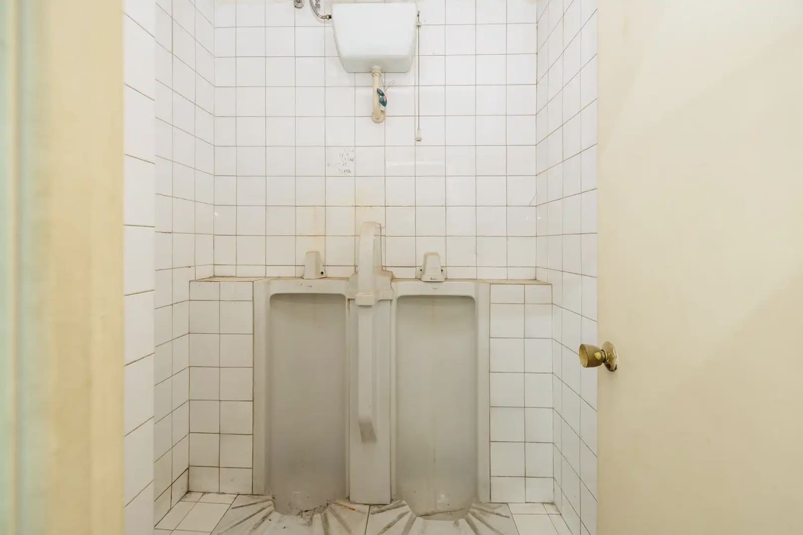 Erhverv til salg i Granada by - € 420.000 (Ref: 9935287)