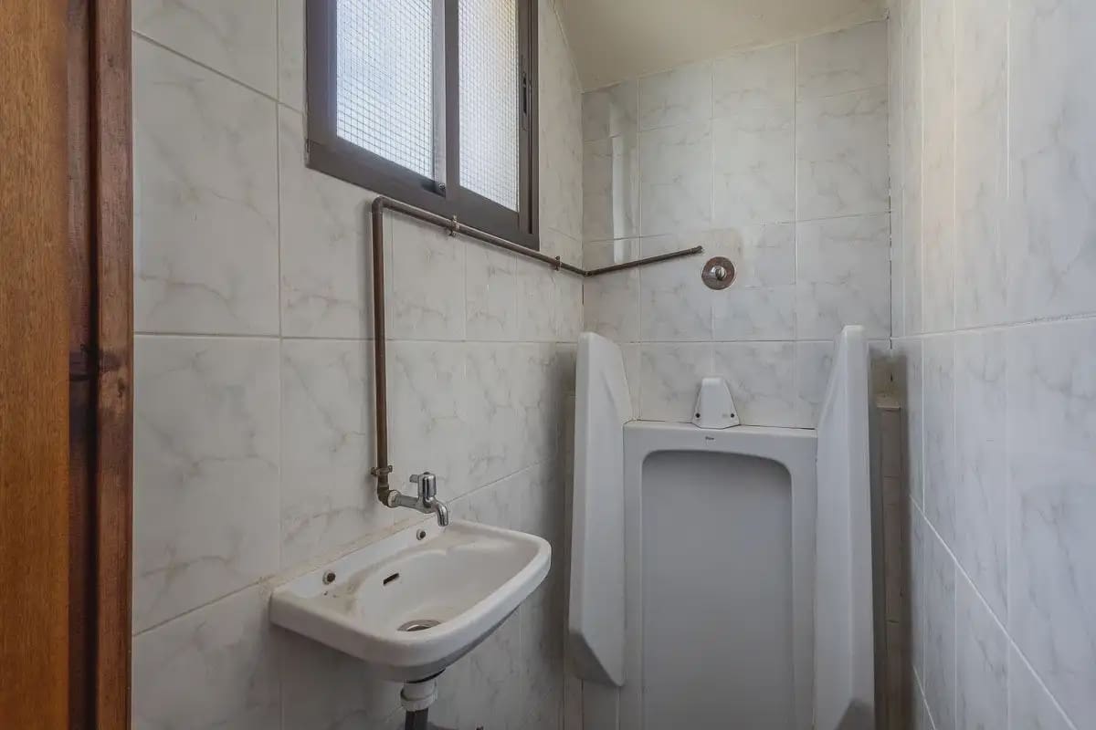 6 slaapkamer Commercieel te koop in Cijuela - € 149.000 (Ref: 9937119)