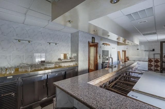 6 soverom Kommersiell til salgs i Cijuela - € 149 000 (Ref: 9937119)
