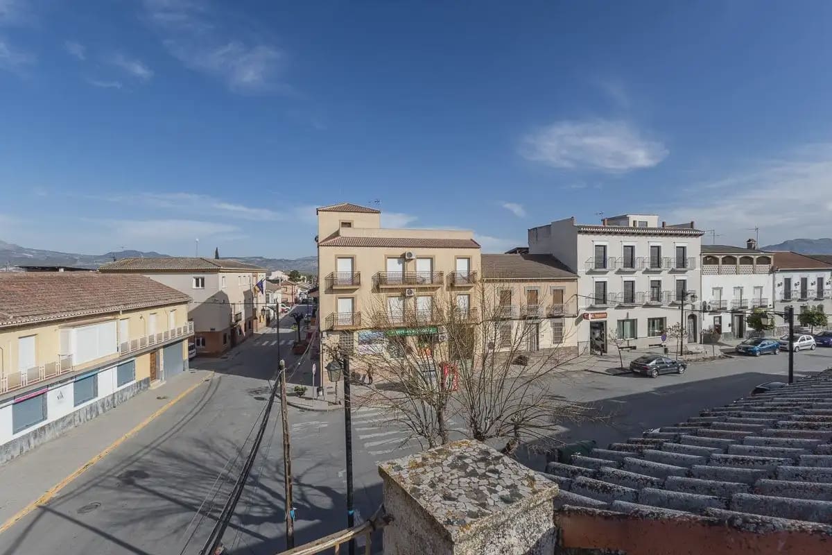 6 slaapkamer Commercieel te koop in Cijuela - € 149.000 (Ref: 9937119)