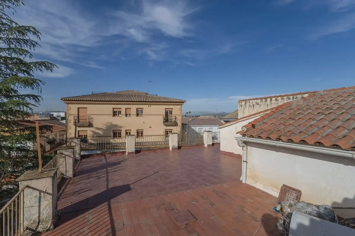 6 slaapkamer Commercieel te koop in Cijuela - € 149.000 (Ref: 9937119)