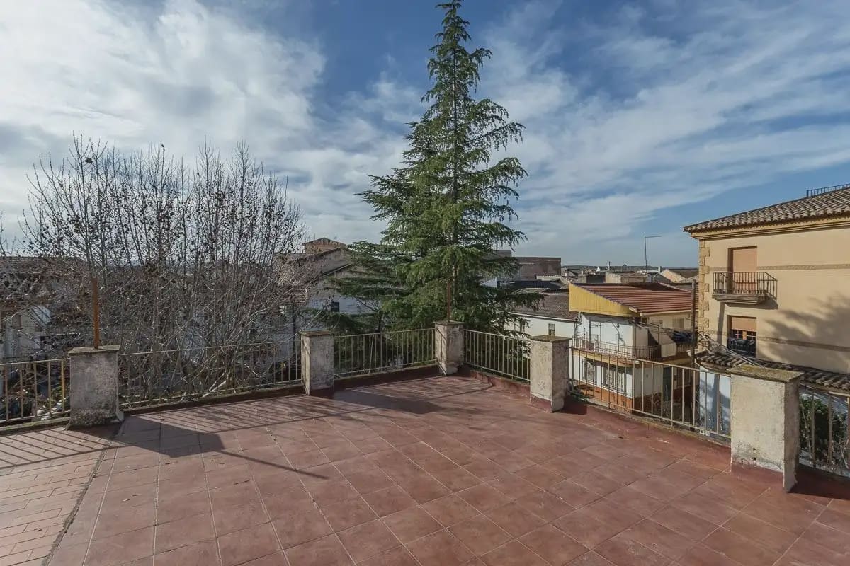 6 slaapkamer Commercieel te koop in Cijuela - € 149.000 (Ref: 9937119)