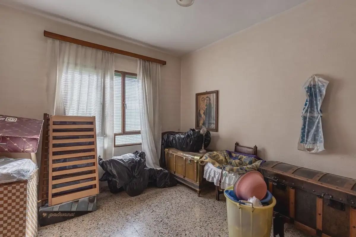 6 slaapkamer Commercieel te koop in Cijuela - € 149.000 (Ref: 9937119)