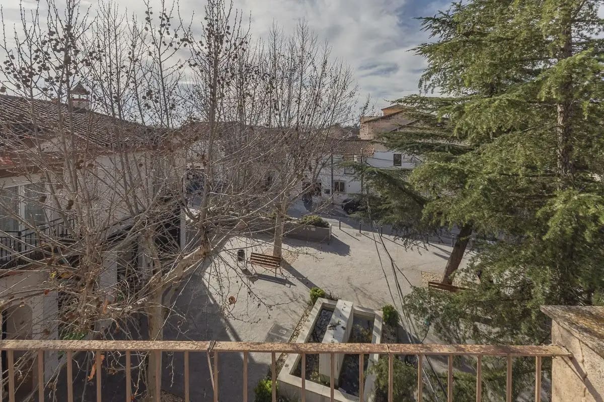 6 slaapkamer Commercieel te koop in Cijuela - € 149.000 (Ref: 9937119)