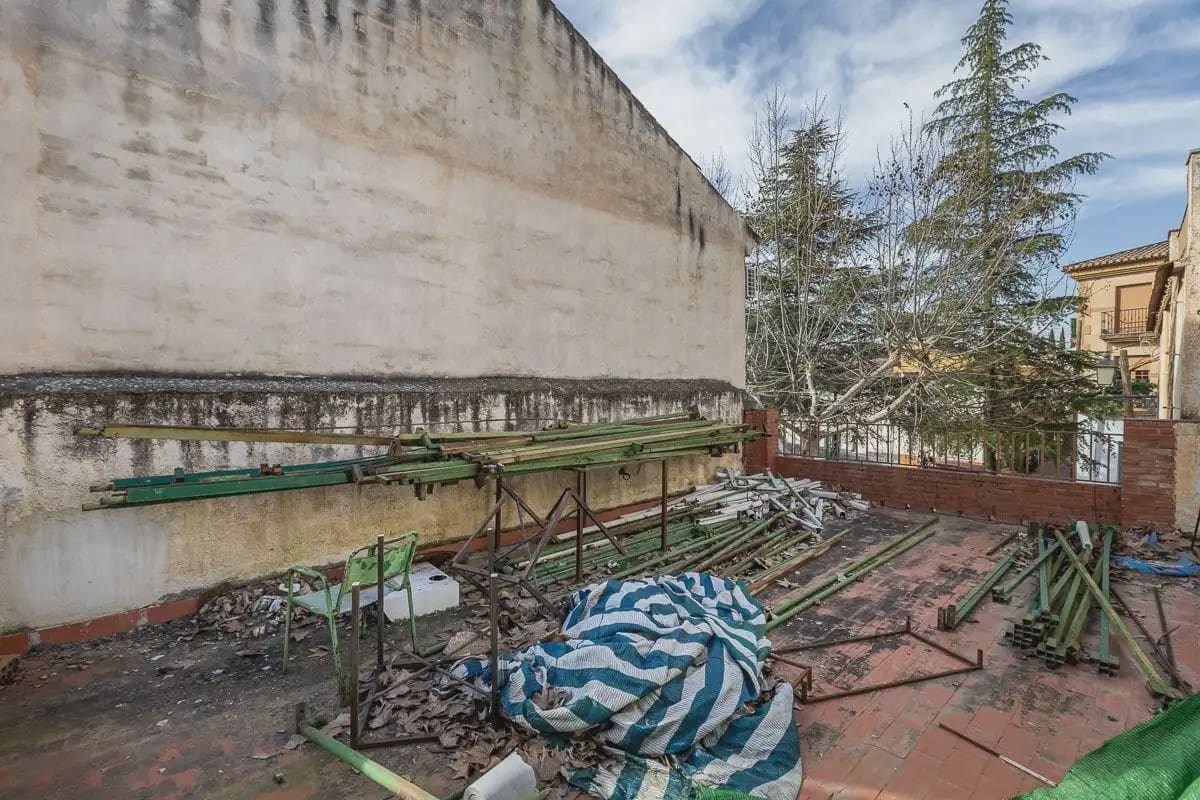 6 slaapkamer Commercieel te koop in Cijuela - € 149.000 (Ref: 9937119)