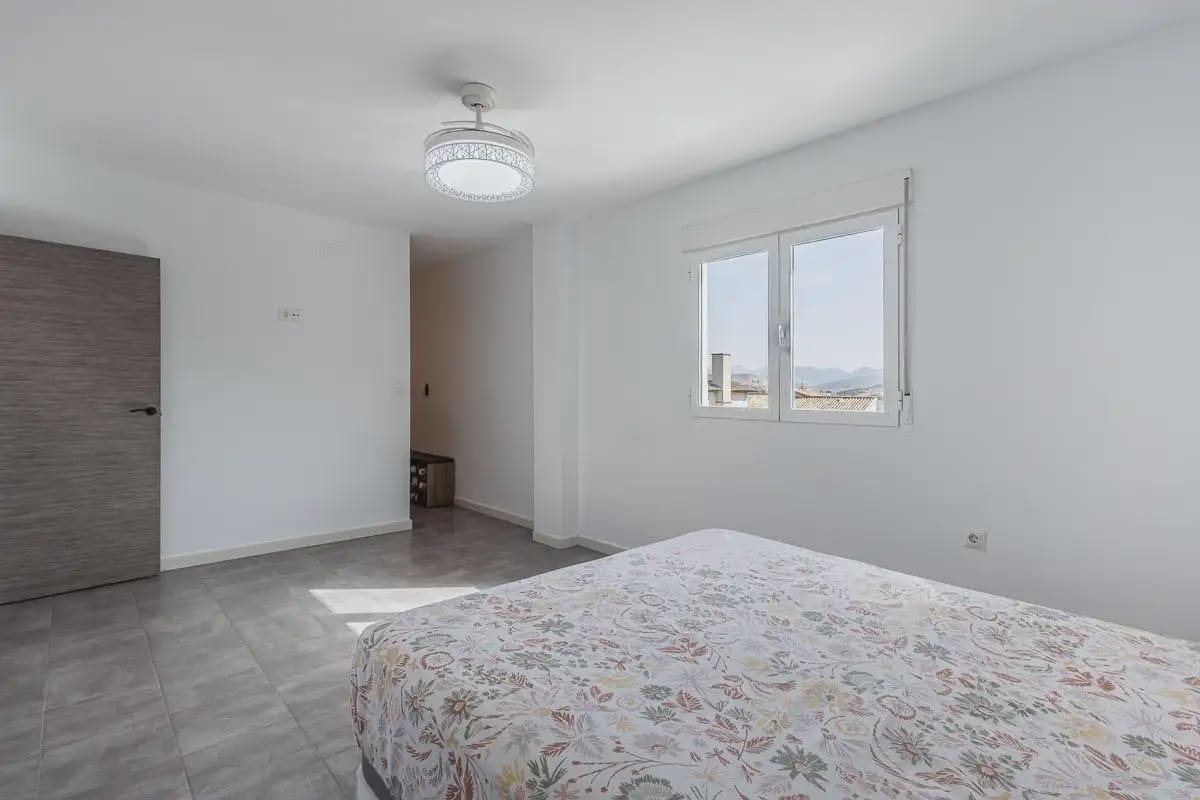 Chalet de 3 habitaciones en Monachil en venta con garaje - 310.000 € (Ref: 9937364)