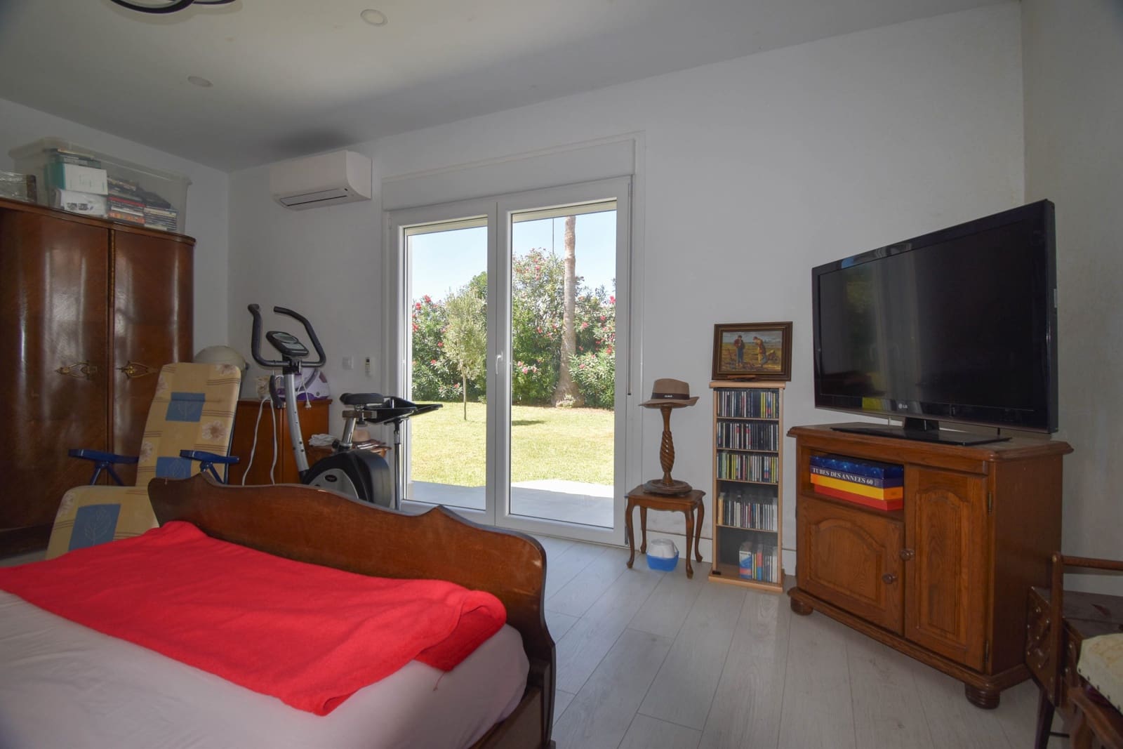 4 Zimmer Villa zu verkaufen in Chiclana de la Frontera - 425.000 € (Ref: 10001220)