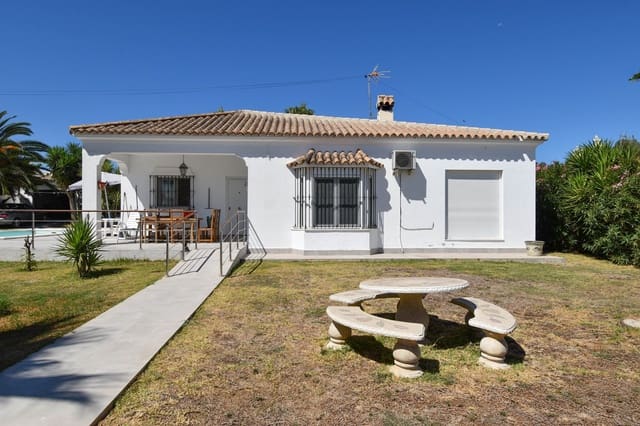 4 bedroom Villa for sale in Chiclana de la Frontera - € 425,000 (Ref: 10001220)