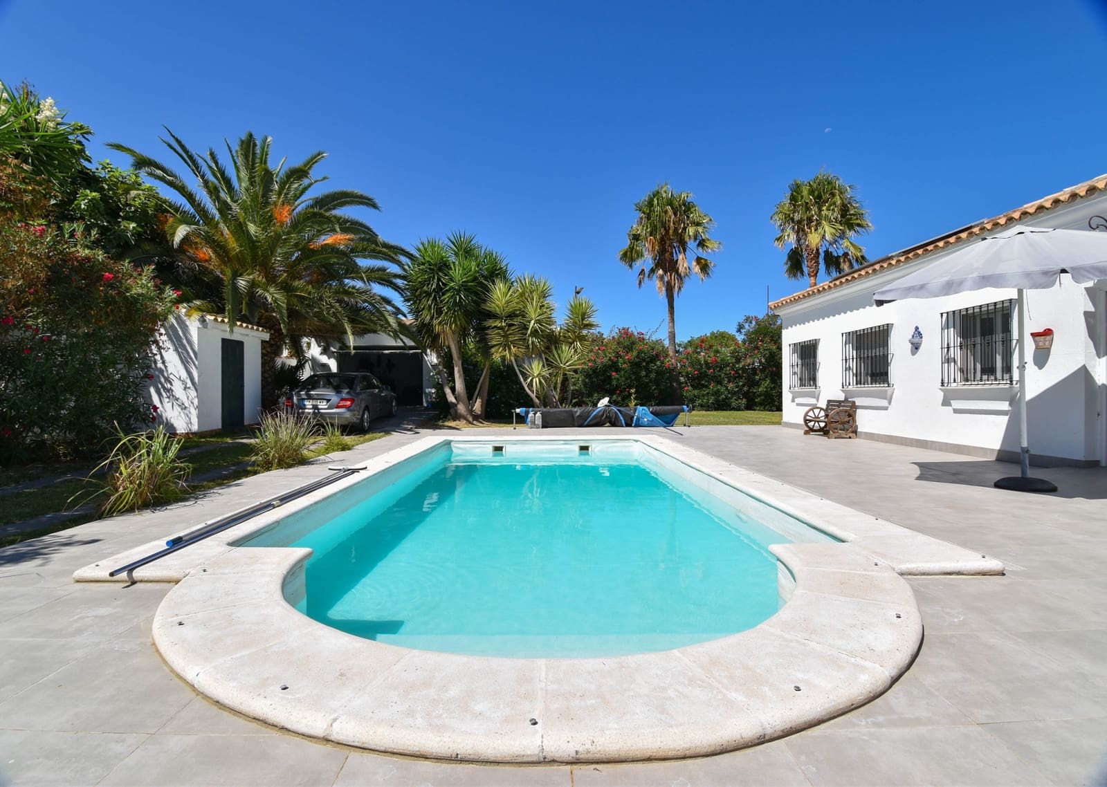 4 Zimmer Villa zu verkaufen in Chiclana de la Frontera - 425.000 € (Ref: 10001220)