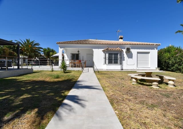 4 bedroom Villa for sale in Chiclana de la Frontera - € 425,000 (Ref: 10001220)