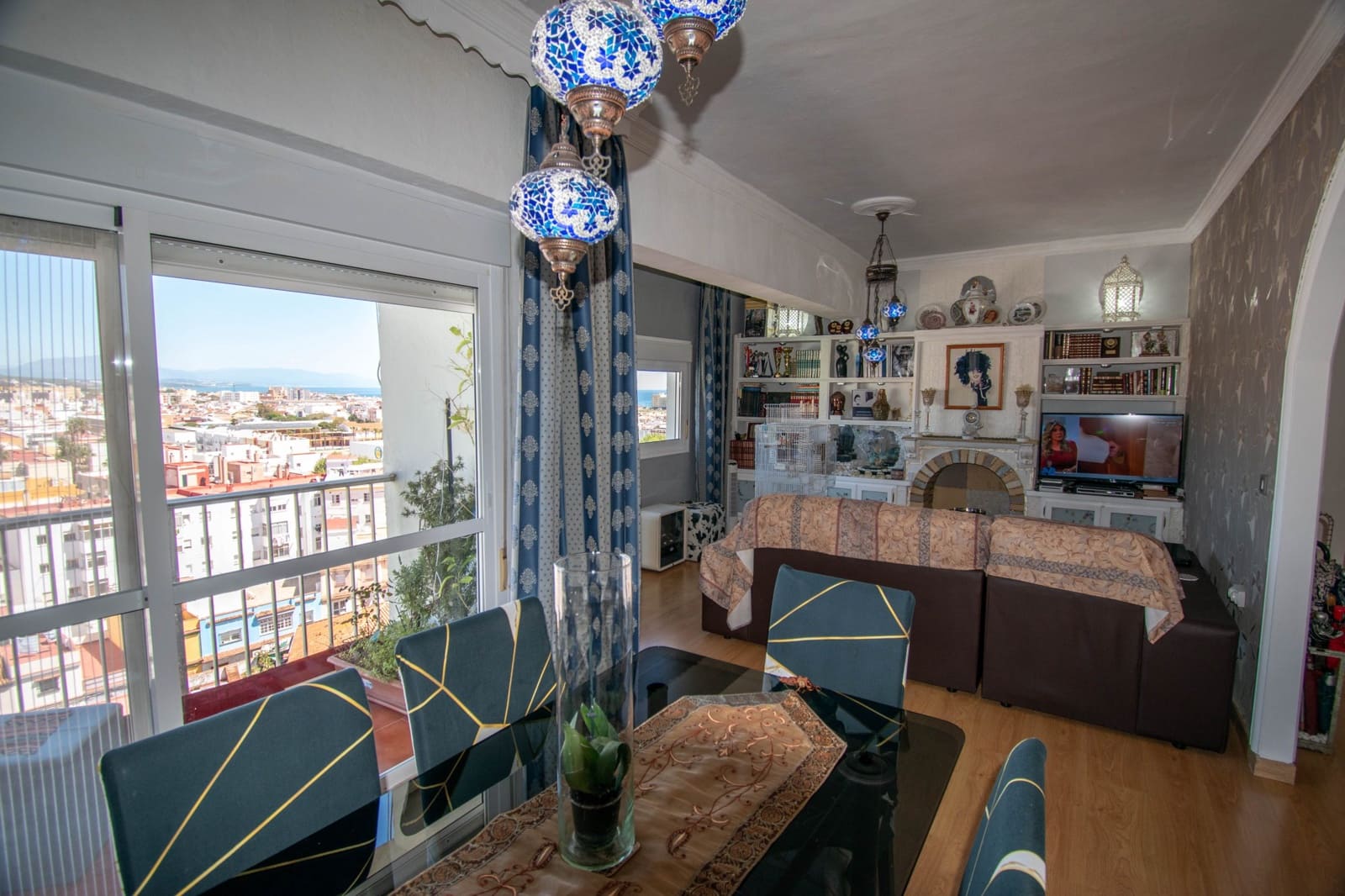 3 Zimmer Apartment zu verkaufen in La Linea de la Concepcion - 249.900 € (Ref: 10065531)