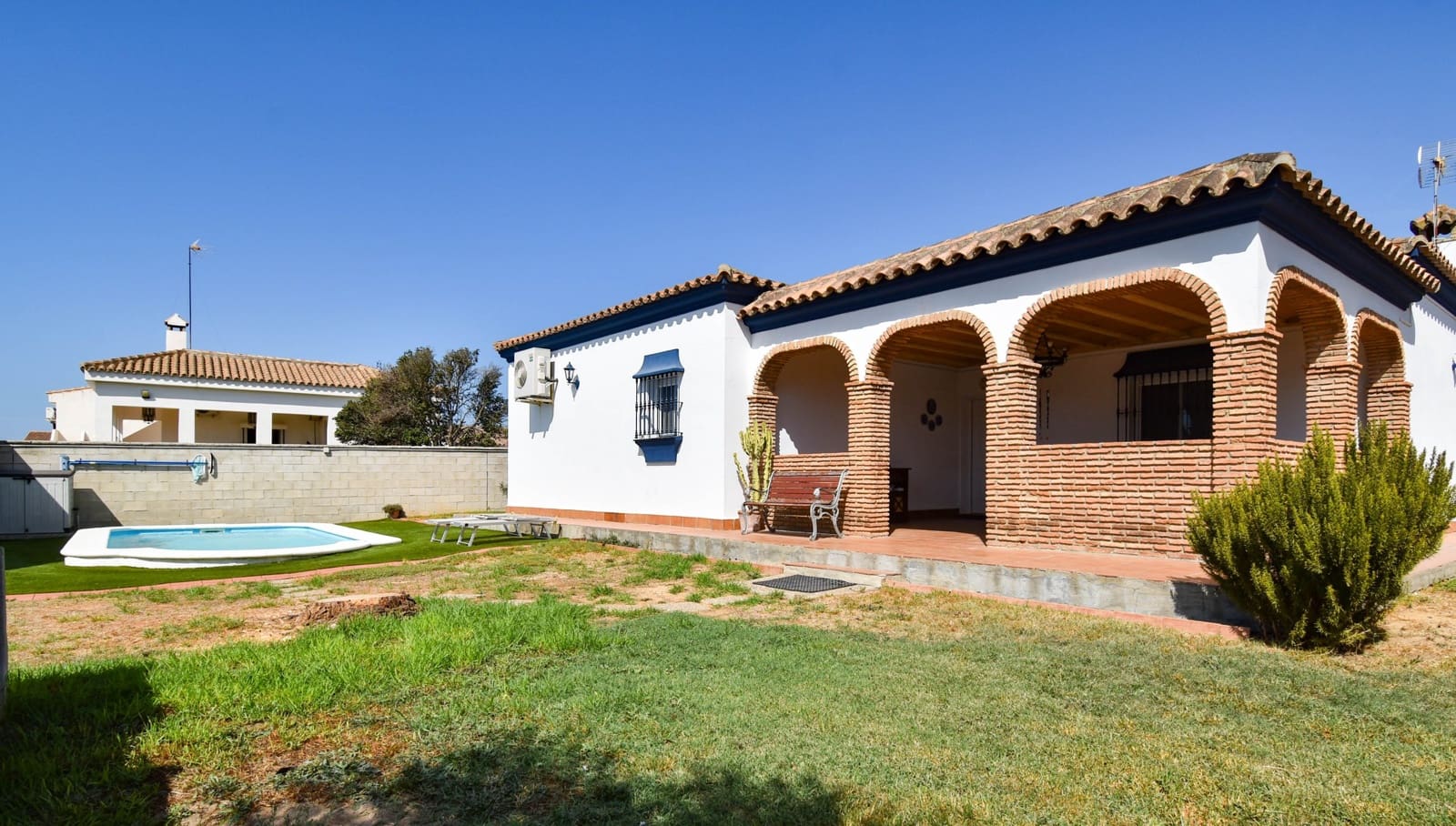 3 camera da letto Villa in vendita in Chiclana de la Frontera con piscina garage - 429.000 € (Rif: 10130681)