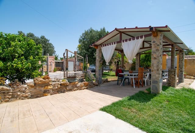 4 slaapkamer Villa te koop in Chiclana de la Frontera - € 259.900 (Ref: 9101584)