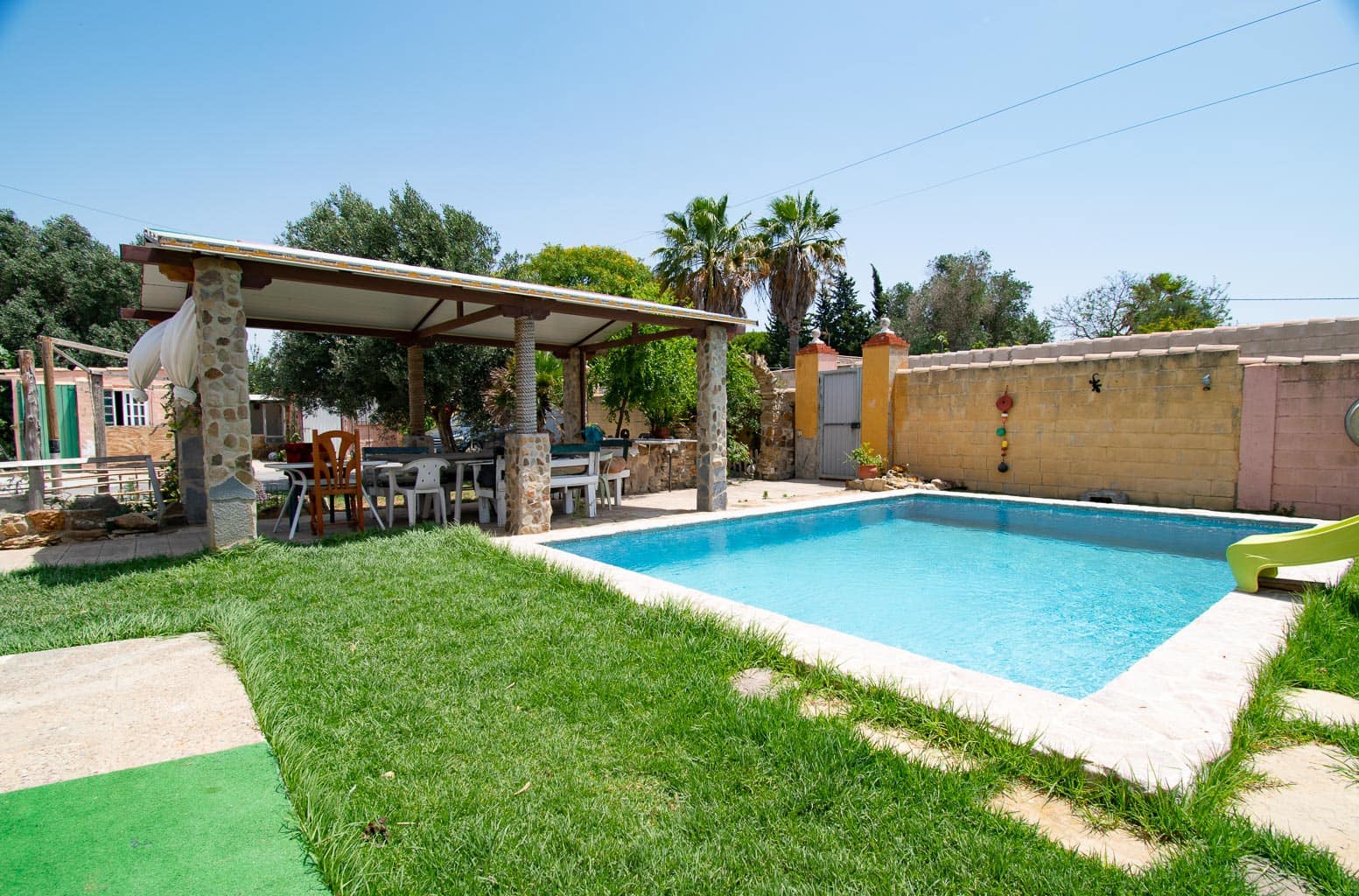 4 soveværelse Villa til salg i Chiclana de la Frontera - € 259.900 (Ref: 9101584)