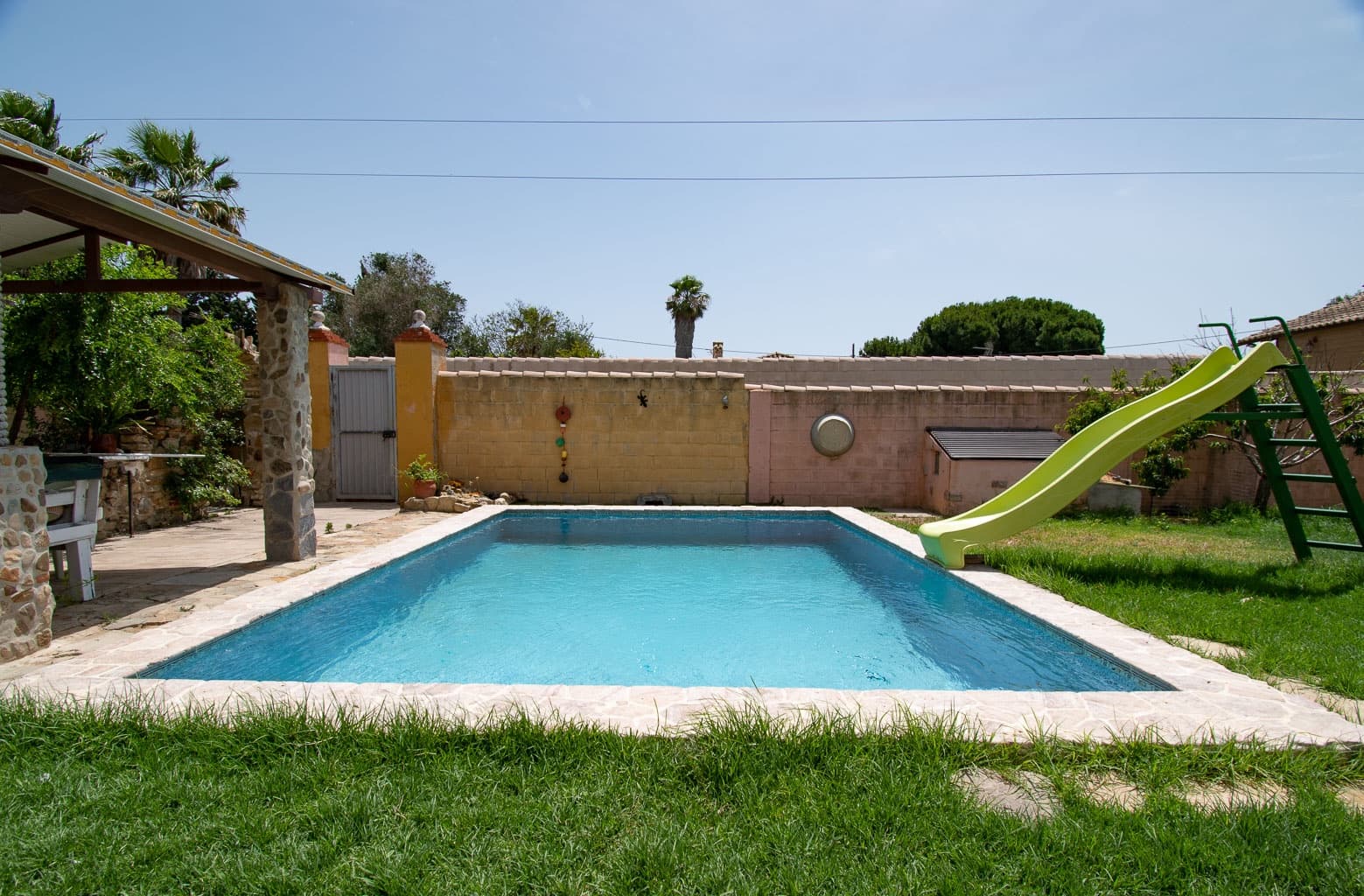 4 soveværelse Villa til salg i Chiclana de la Frontera - € 259.900 (Ref: 9101584)