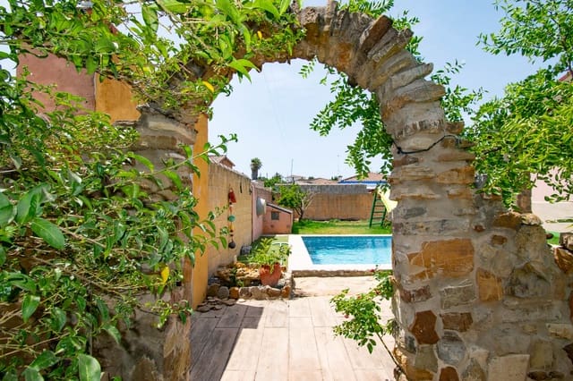 4 slaapkamer Villa te koop in Chiclana de la Frontera - € 259.900 (Ref: 9101584)