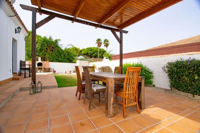 3 slaapkamer Villa te koop in Chiclana de la Frontera - € 349.900 (Ref: 9194933)