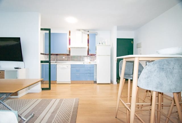 2 slaapkamer Appartement te koop in Zahara de los Atunes, Barbate - € 315.000 (Ref: 9237980)