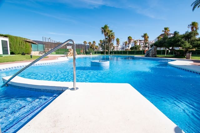 2 slaapkamer Appartement te koop in Zahara de los Atunes, Barbate - € 315.000 (Ref: 9237980)