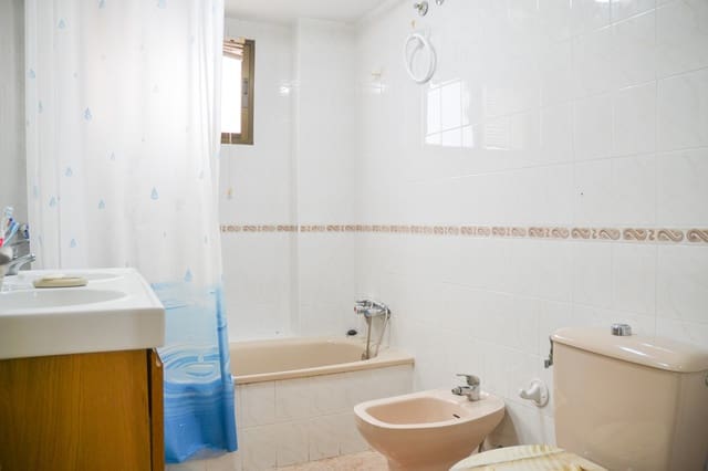 3 soverom Leilighet til salgs i San Fernando - € 210 000 (Ref: 9258198)