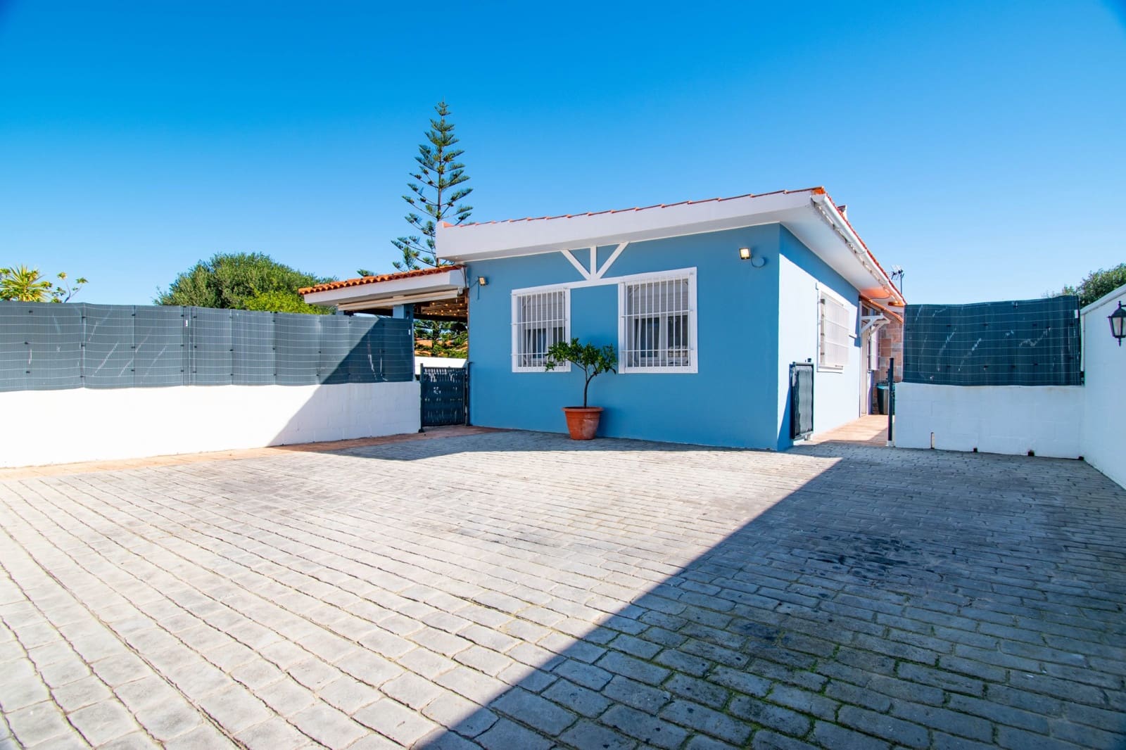 4 chambre Villa/Maison à vendre à El Puerto de Santa Maria - 695 000 € (Ref: 9417975)