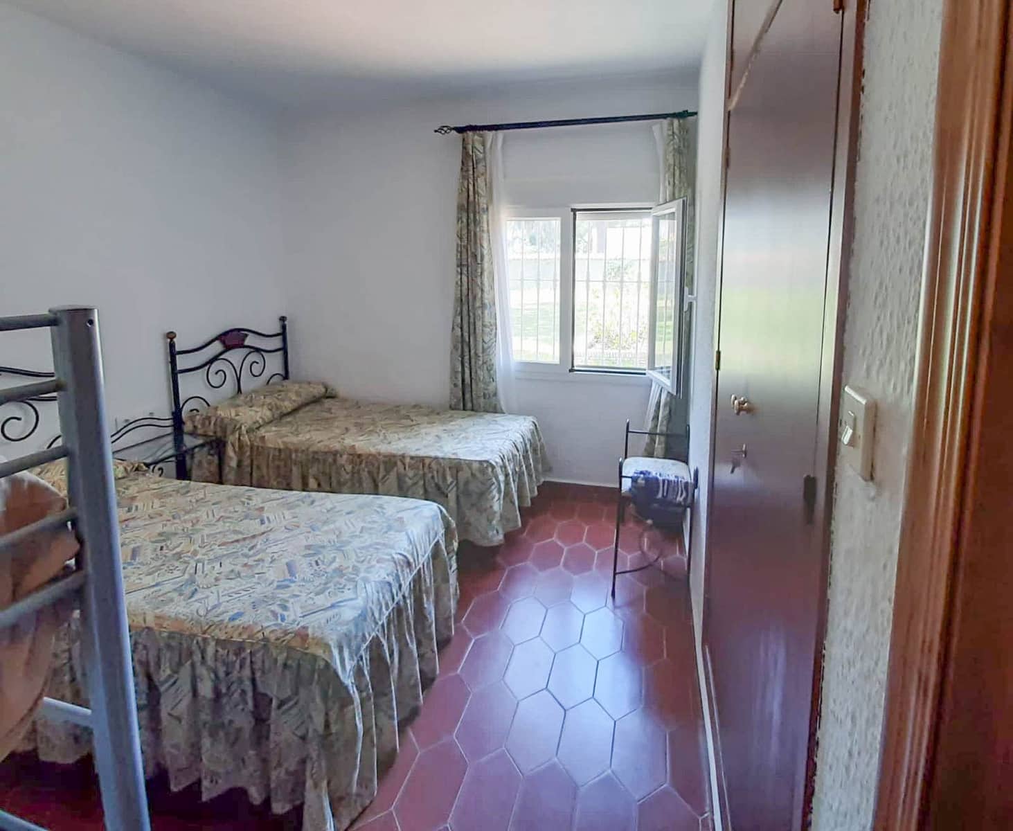 4 slaapkamer Villa te koop in Chiclana de la Frontera - € 1.590.000 (Ref: 9528411)