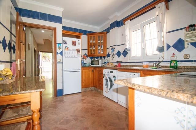 3 sovrum Villa till salu i Chiclana de la Frontera - 590 000 € (Ref: 9630613)