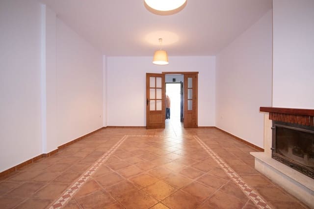 5 bedroom Villa for sale in Chiclana de la Frontera - € 540,000 (Ref: 9638009)