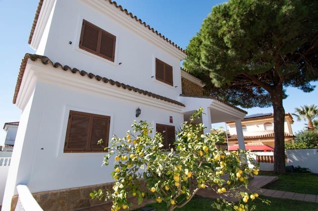 5 quarto Moradia para venda em Chiclana de la Frontera - 540 000 € (Ref: 9638009)