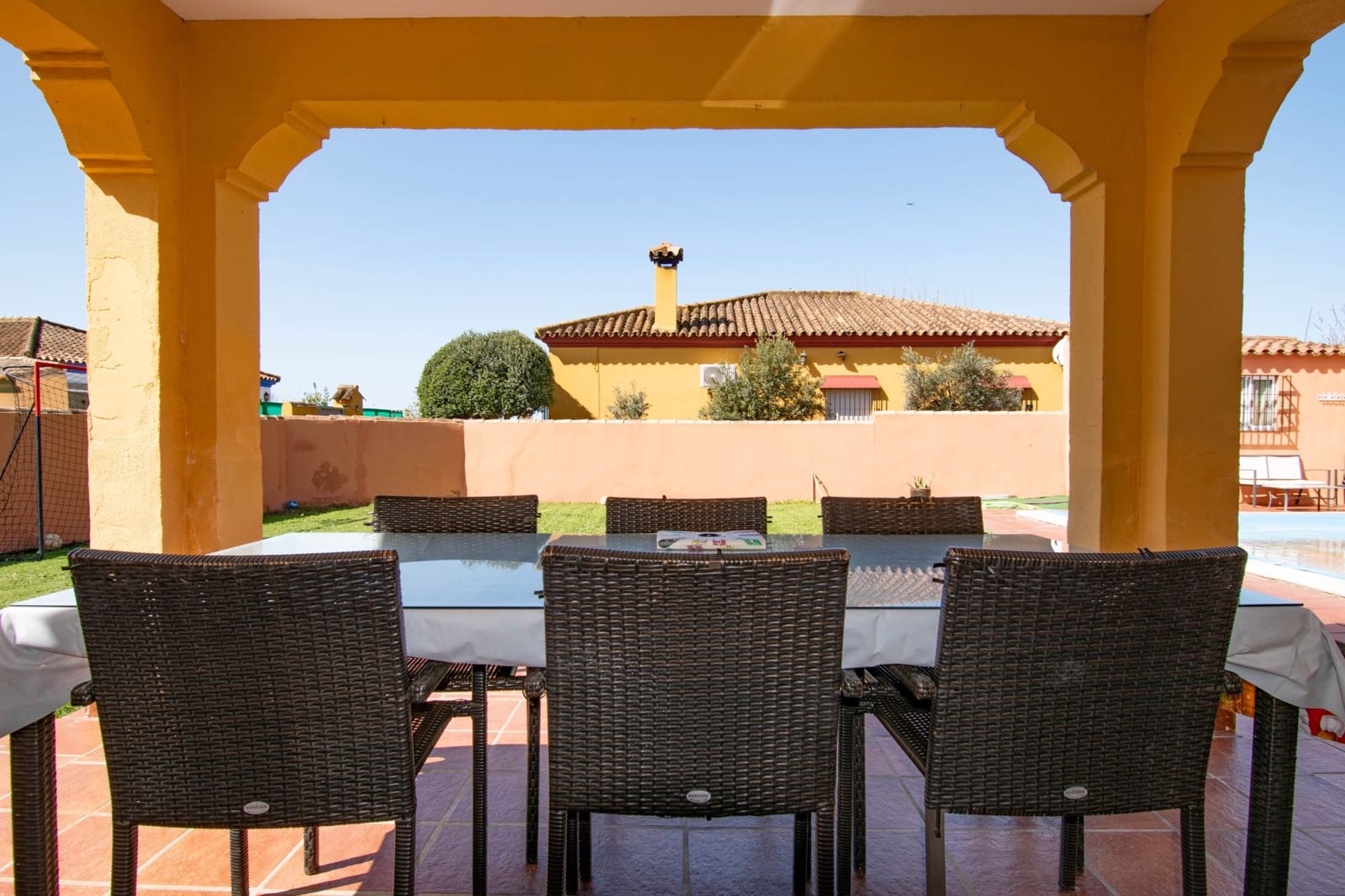 3 bedroom Villa for sale in Chiclana de la Frontera - € 239,900 (Ref: 9730862)