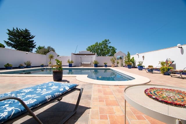 4 slaapkamer Villa te koop in Chiclana de la Frontera - € 329.900 (Ref: 9932319)