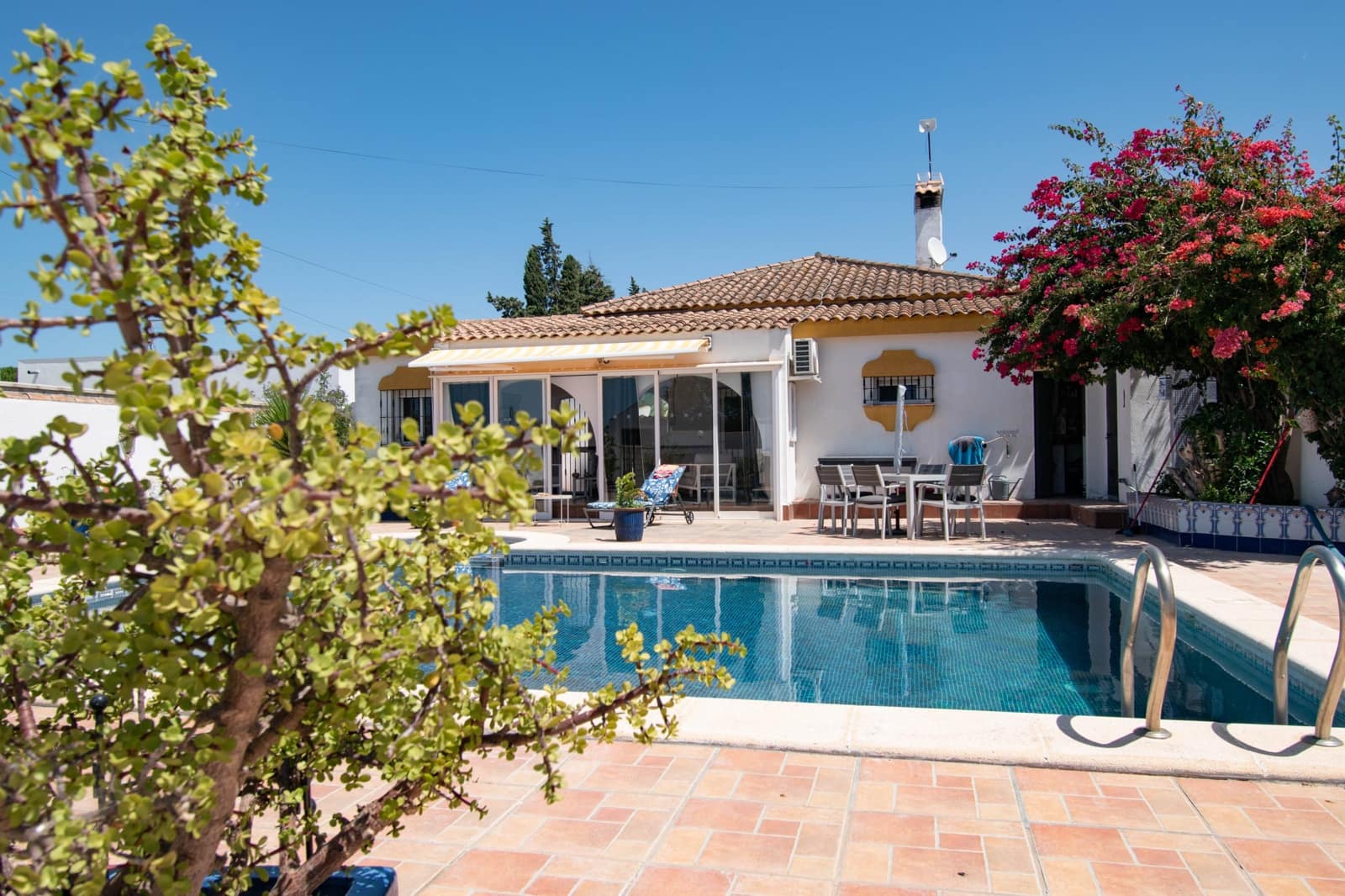 4 sypialnia Willa na sprzedaż w Chiclana de la Frontera - 329 900 € (Ref: 9932319)