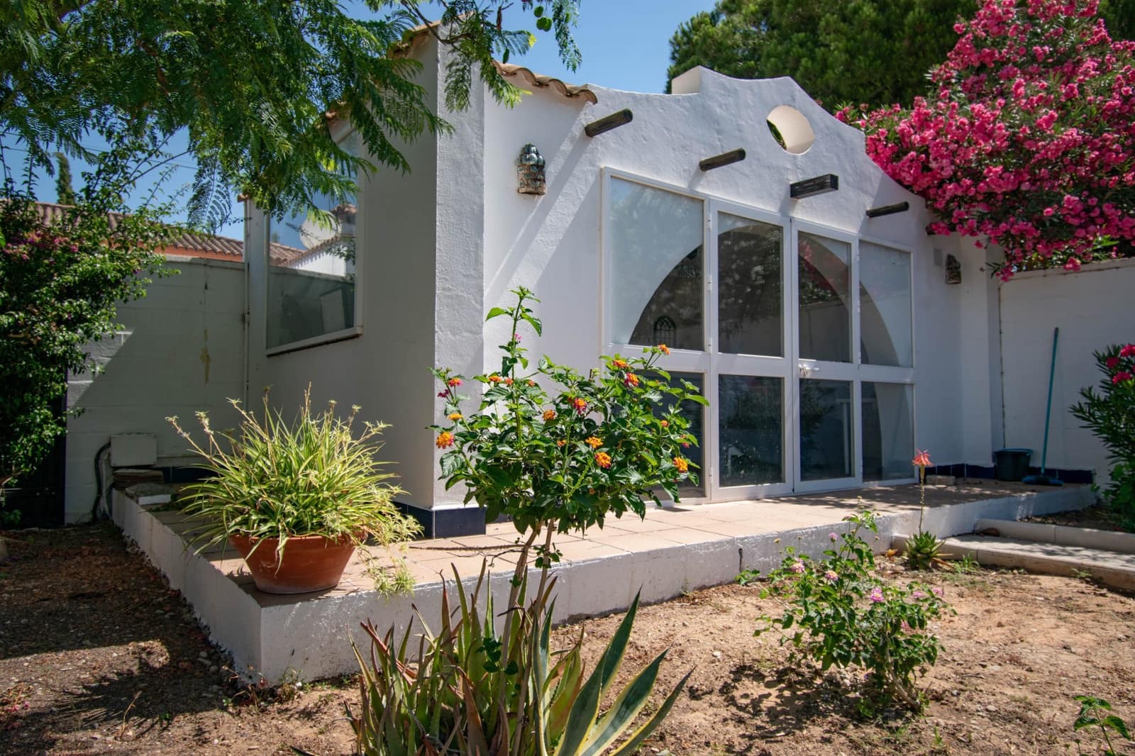 4 sypialnia Willa na sprzedaż w Chiclana de la Frontera - 329 900 € (Ref: 9932319)