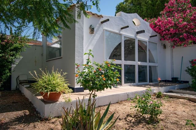 4 slaapkamer Villa te koop in Chiclana de la Frontera - € 329.900 (Ref: 9932319)
