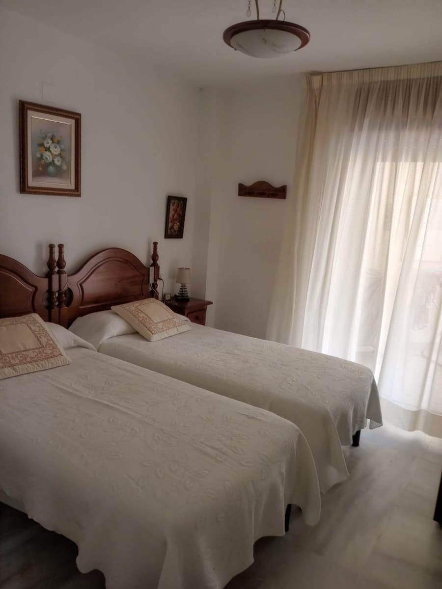 Apartamento de 3 habitaciones en Fuengirola en alquiler con piscina garaje - 1.415 € (Ref: 10078362)