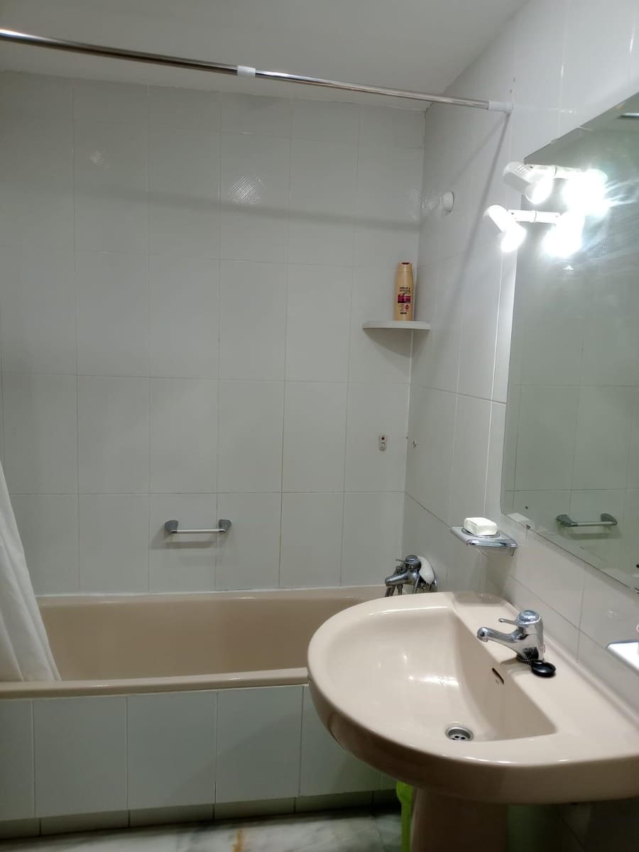 Apartamento de 3 habitaciones en Fuengirola en alquiler con piscina garaje - 1.415 € (Ref: 10078362)