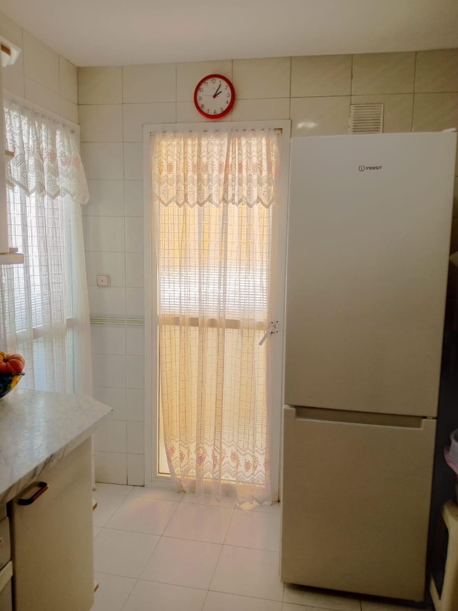 Apartamento de 3 habitaciones en Fuengirola en alquiler con piscina garaje - 1.415 € (Ref: 10078362)