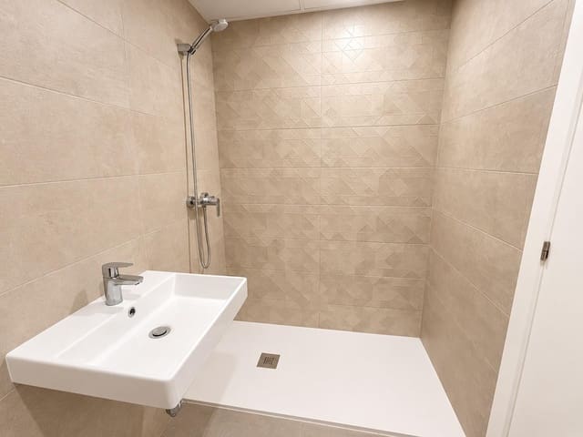 2 soveværelse Lejlighed til salg i Fuengirola med swimmingpool garage - € 290.000 (Ref: 10081222)