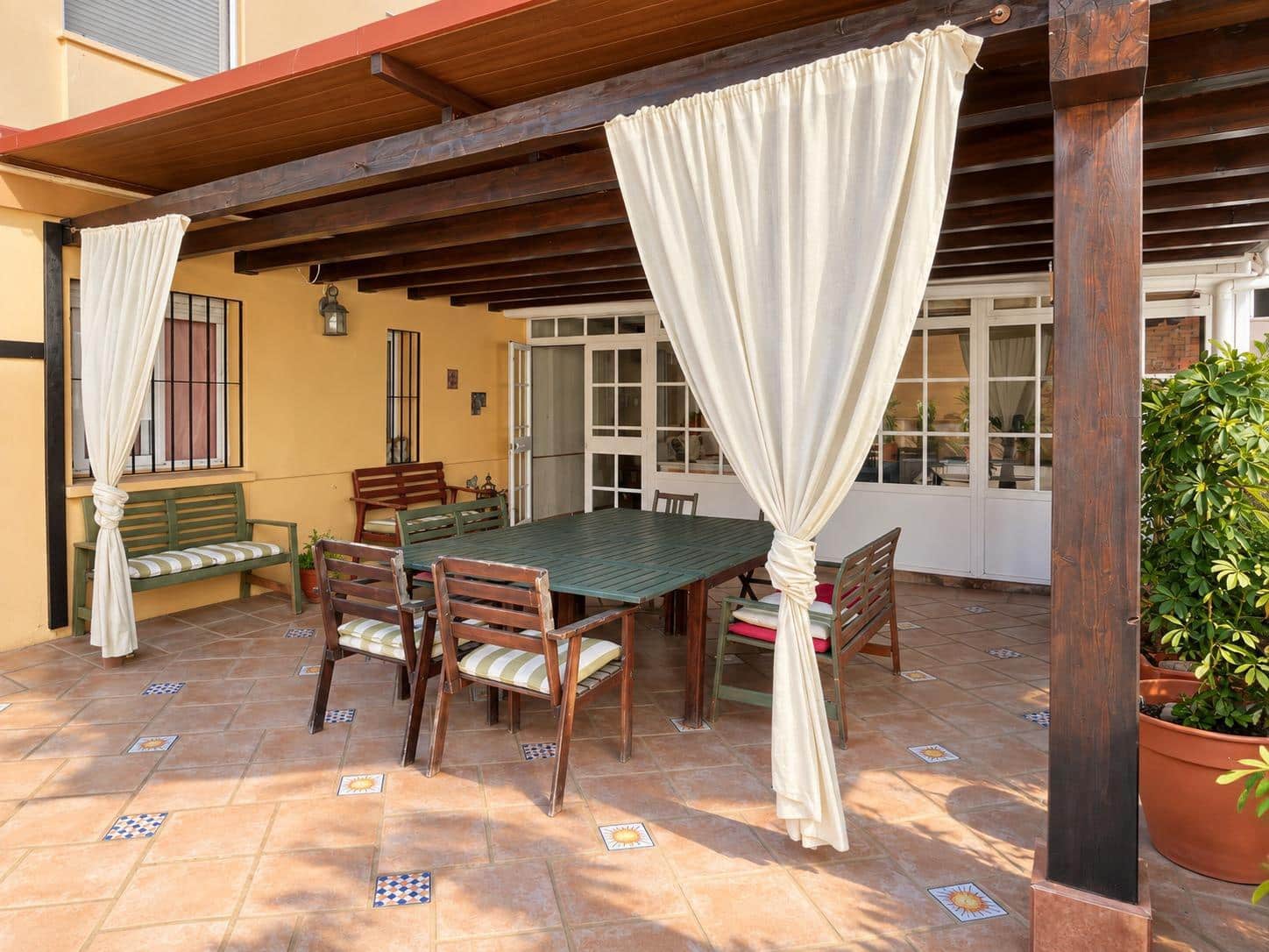 Piso de 2 habitaciones en Fuengirola en venta - 495.000 € (Ref: 10094633)