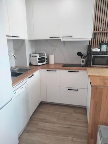 2 bedroom Apartment for rent in Fuengirola with pool garage - € 1,500 (Ref: 10139721)