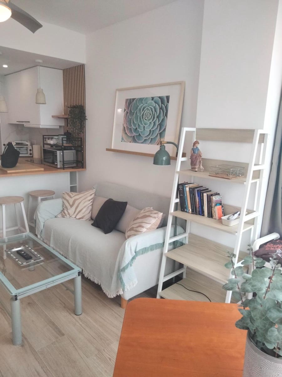 2 bedroom Apartment for rent in Fuengirola with pool garage - € 1,500 (Ref: 10139721)