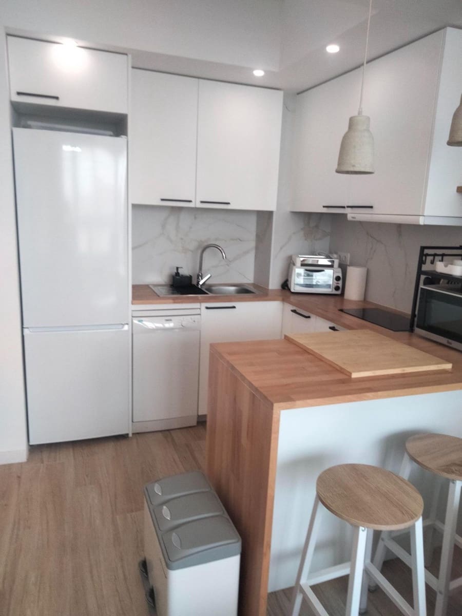 2 bedroom Apartment for rent in Fuengirola with pool garage - € 1,500 (Ref: 10139721)